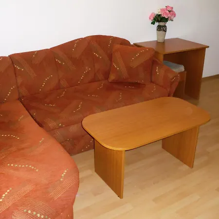 Petio Aparthotel *