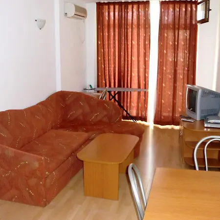 Petio Aparthotel Nesebar