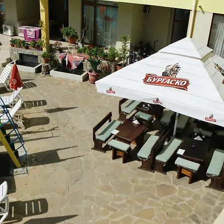 Petio Aparthotel Nesebar